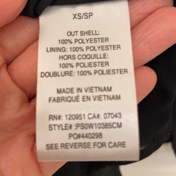 Black tank - Picture 3 of 4